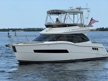 2020 Carver C36 Command Bridge