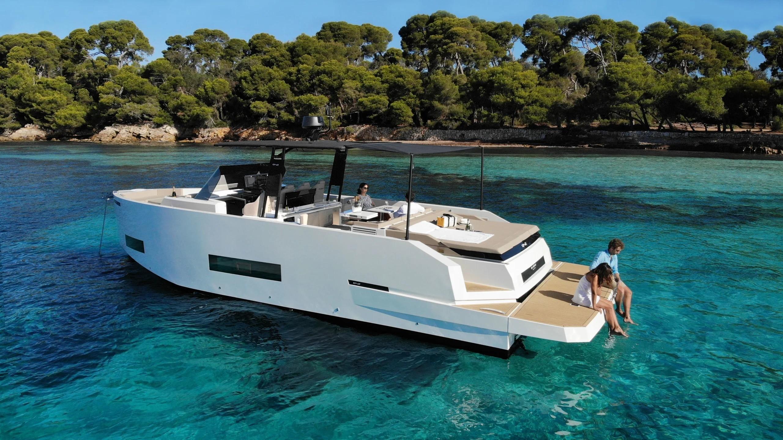 2025 De Antonio Yachts D50