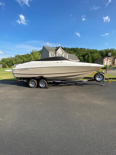 2009 Regal 2400 Bowrider