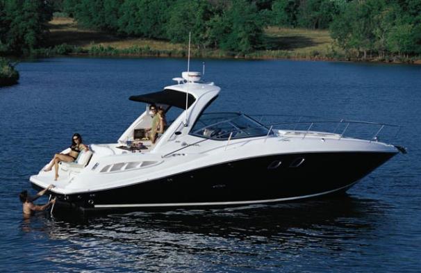 Sea Ray 330 Sundancer Manufacturer Provided Image