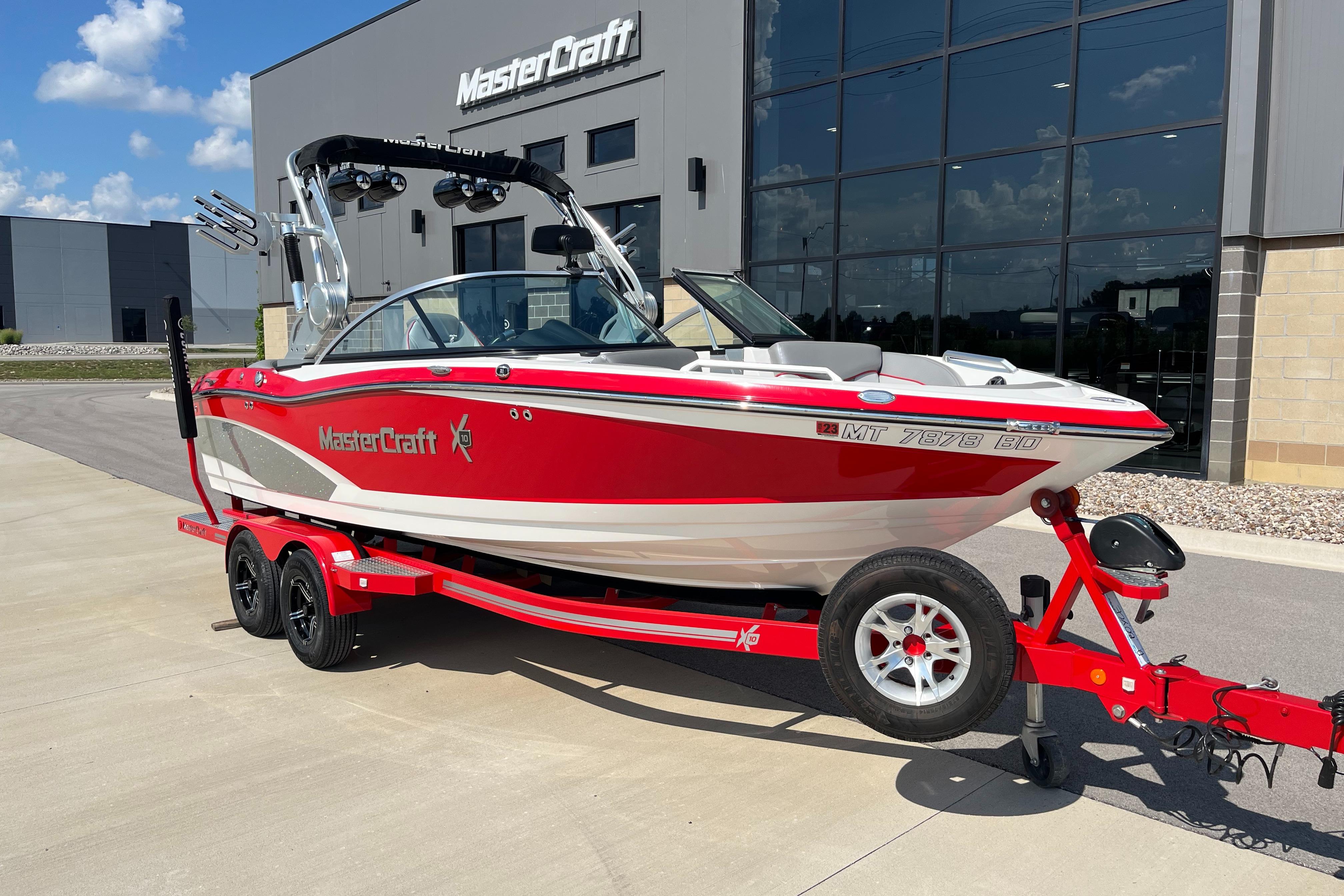 2016 MasterCraft X10