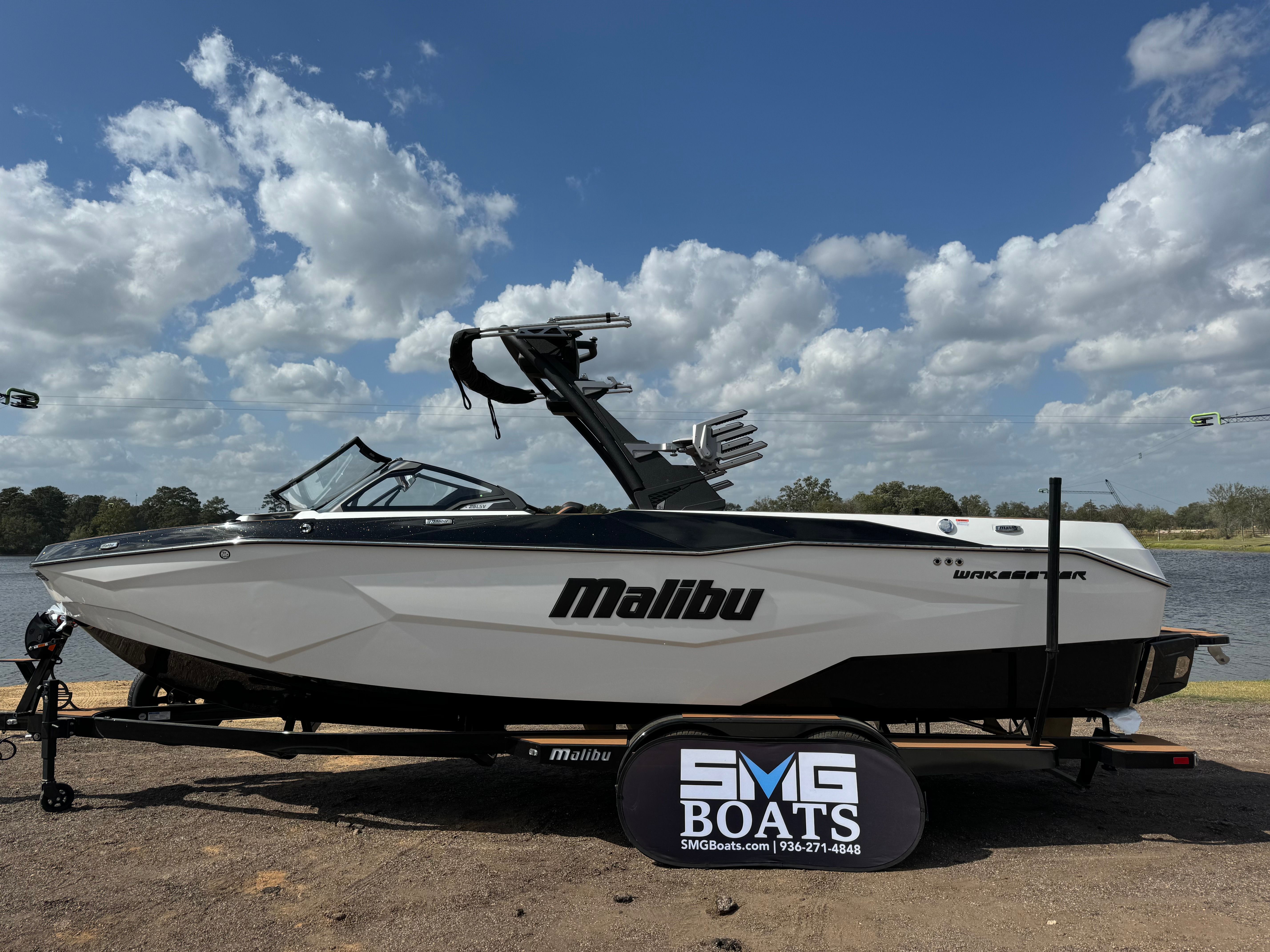 2025 Malibu Wakesetter 25 LSV