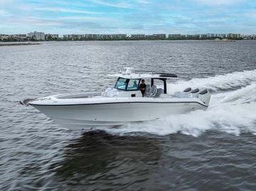 2024 HCB 42 Lujo