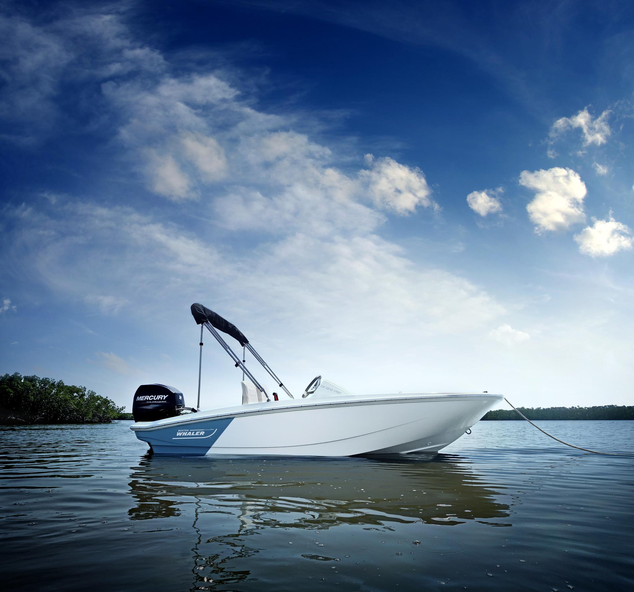 2025 Boston Whaler 130 Super Sport