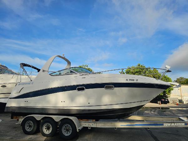 2002 Four Winns 248 Vista