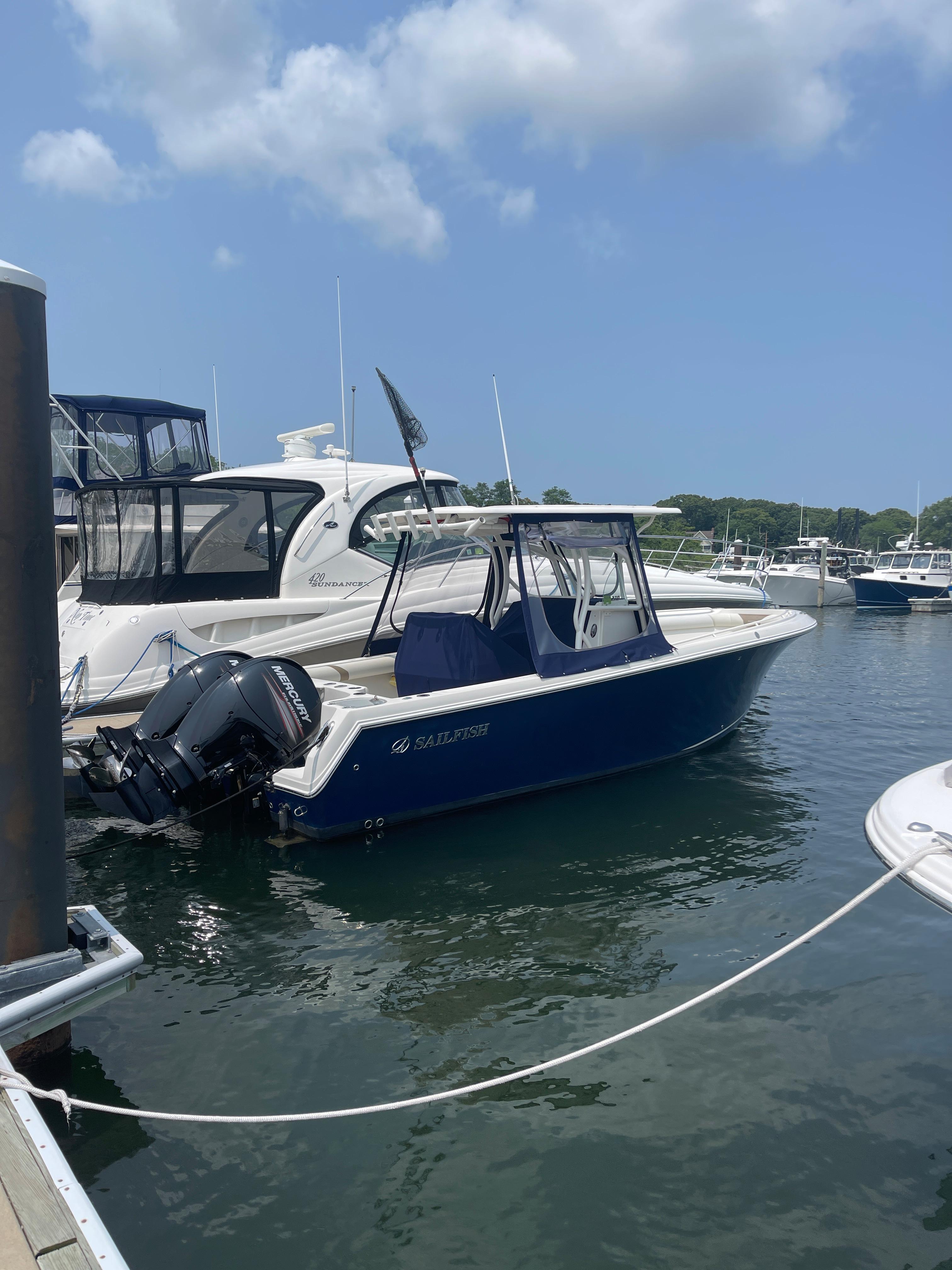 2013 Sailfish 270 CC