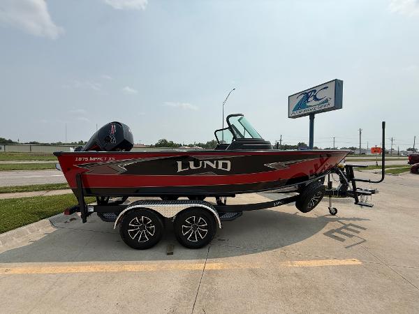 2025 Lund 1875 Impact XS Sport