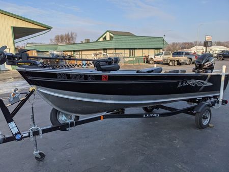 2018 Lund Fury 1600 Ss Rochester Minnesota Boats Com