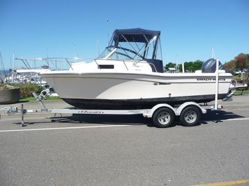 2013 Grady-White Adventure 208