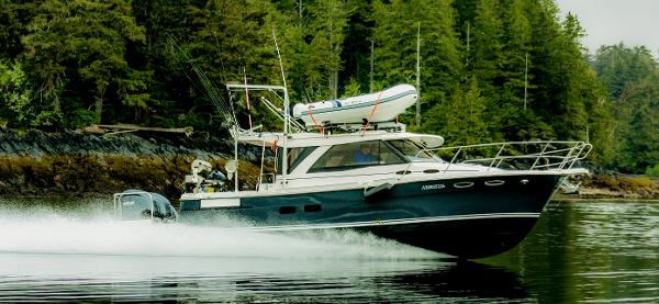 2022 Cutwater C32 Northwest Edition
