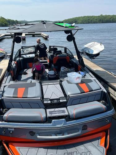 2022 Malibu Wakesetter 23 LSV