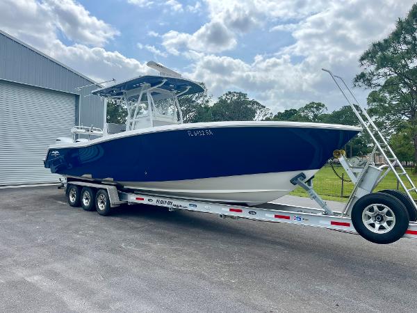 2016 Invincible 33' Open Fisherman
