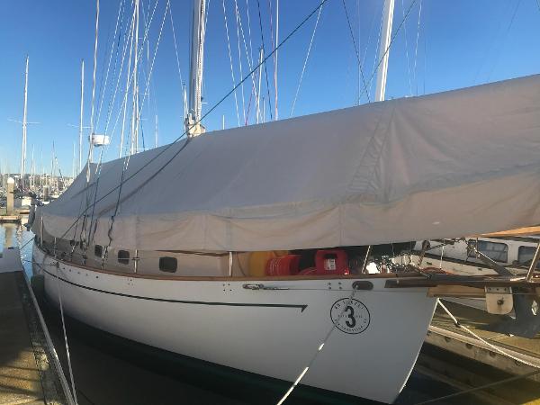 2000 Cape George 38