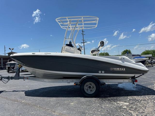 2016 Yamaha Boats 190 FSH Sport