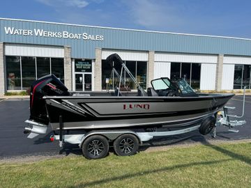 2026 Lund 2075 Fisherman