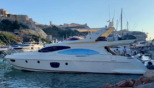 2007 Azimut 68