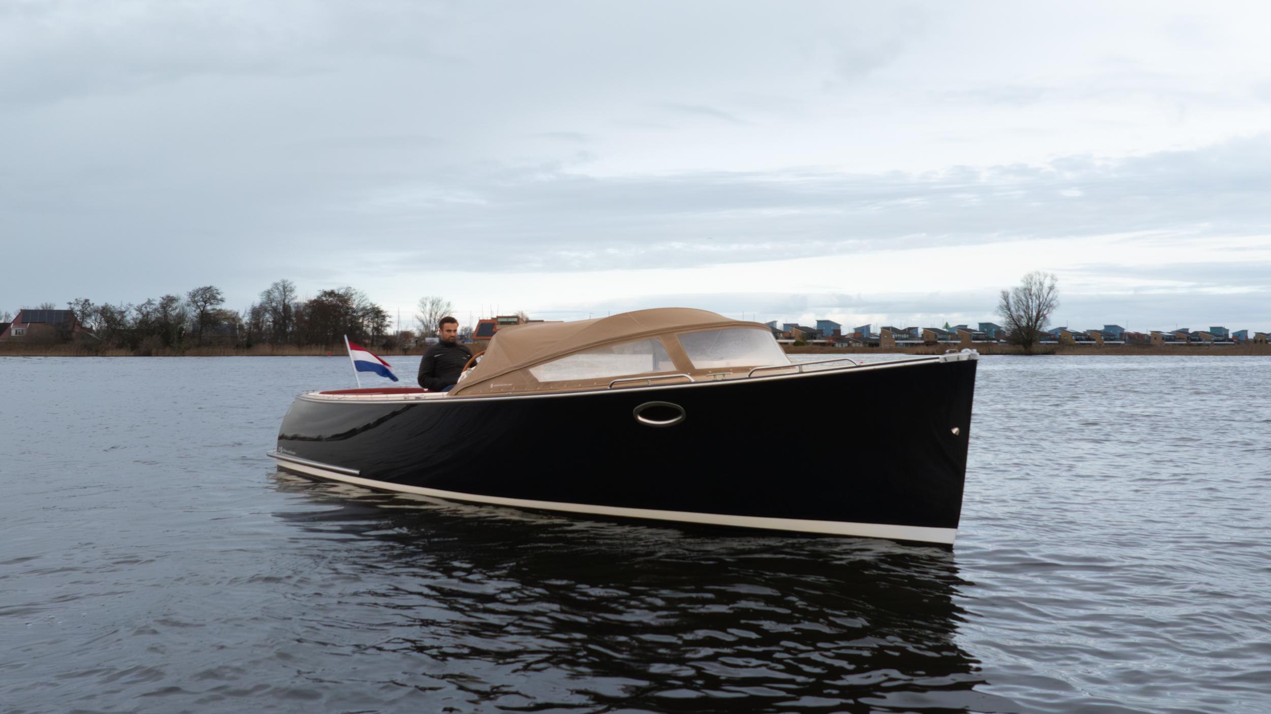 2021 AdmiralsTender C28e