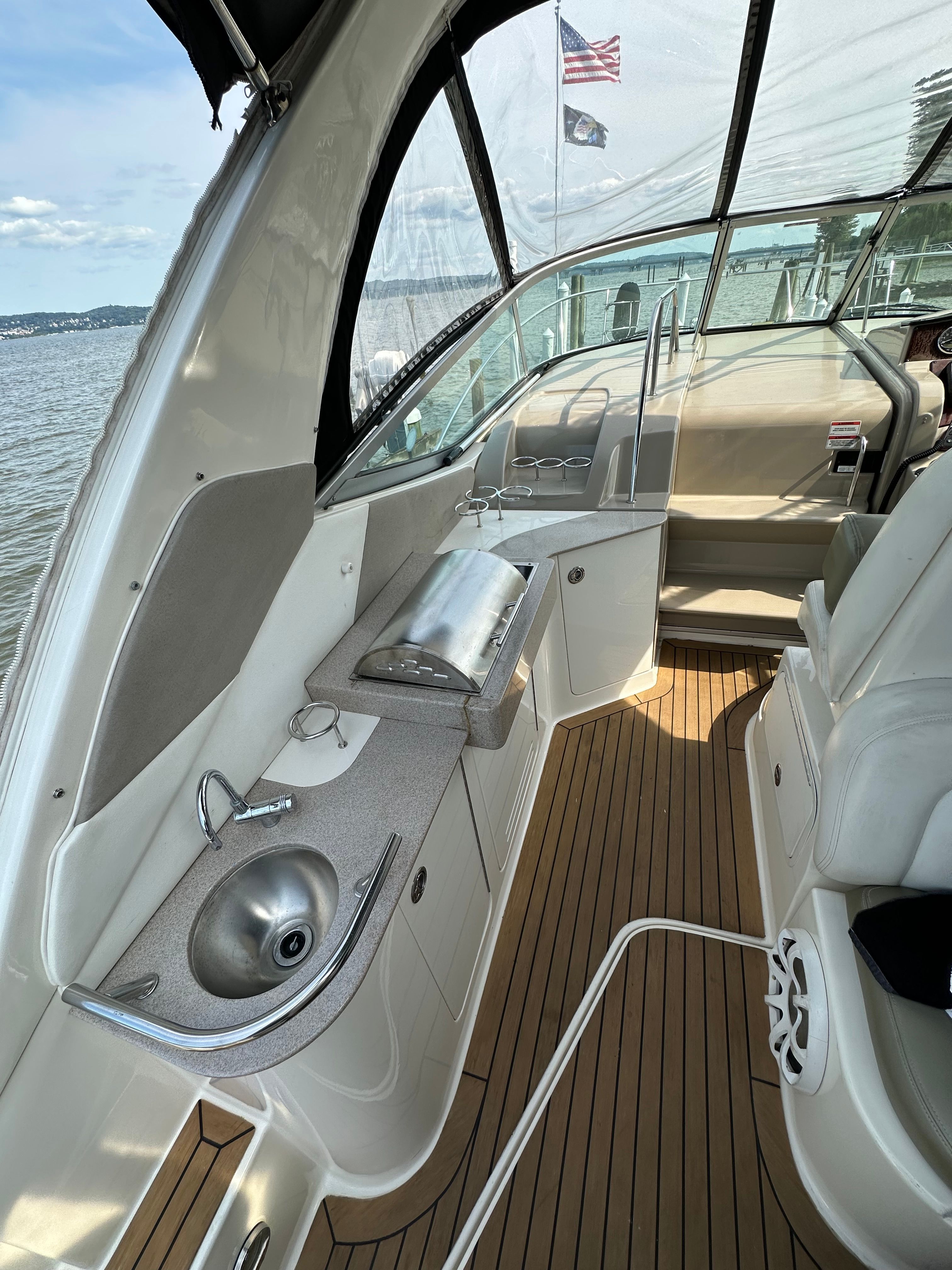 2007 Sea Ray 310 Sundancer