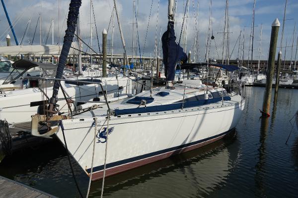 1984 Beneteau First 38.5
