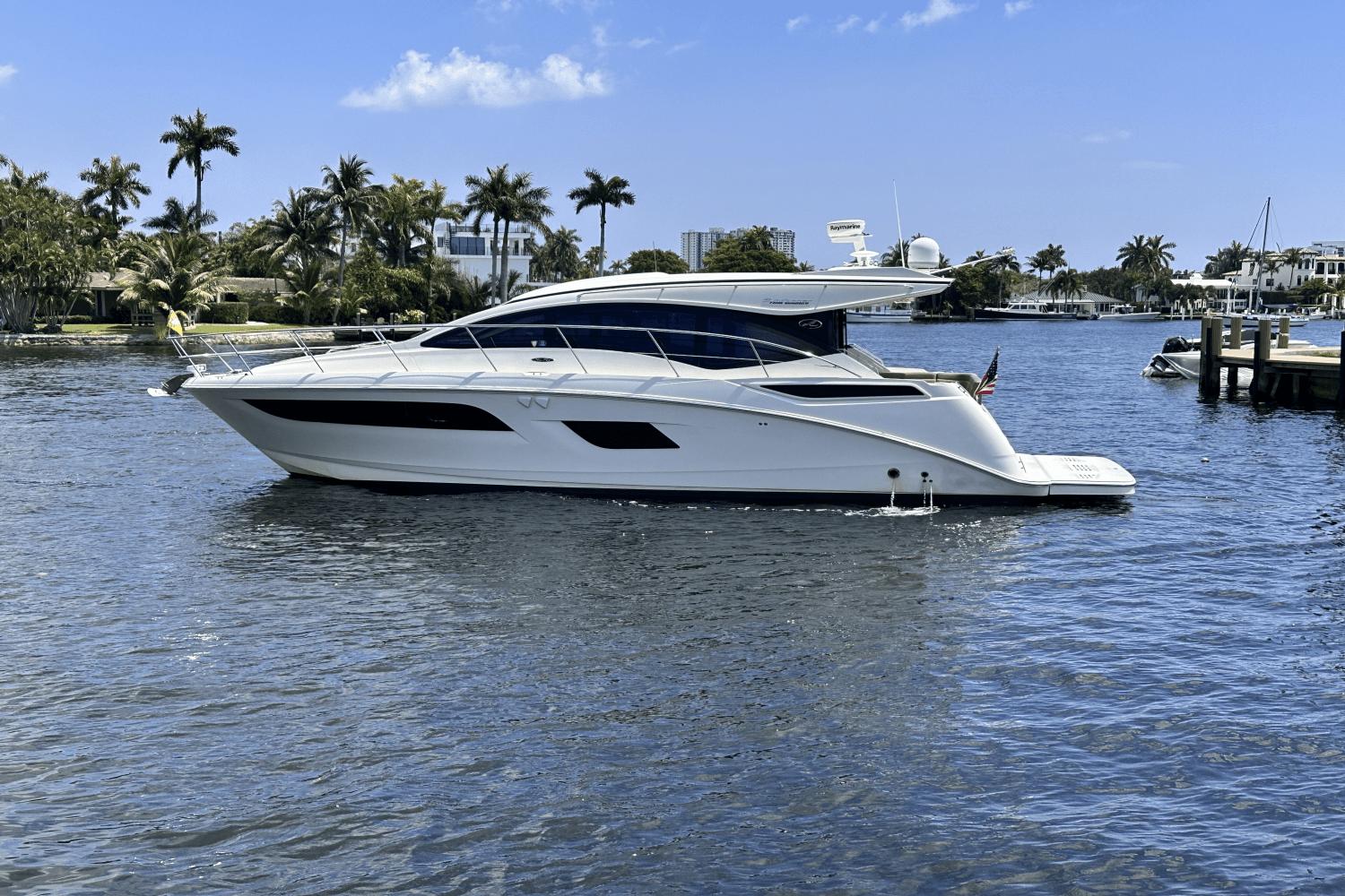 2016 Sea Ray 400 Sundancer