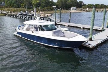 2021 Tiara Sport 43 LS