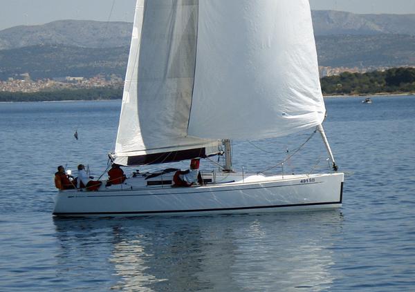 2010 Grand Soleil 37