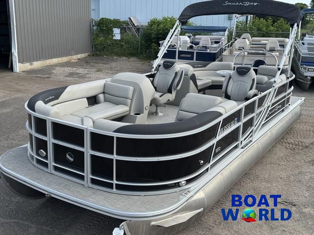 South Bay 224RS LE Pontoon & 140HP Suzuki 4-Stroke EFI