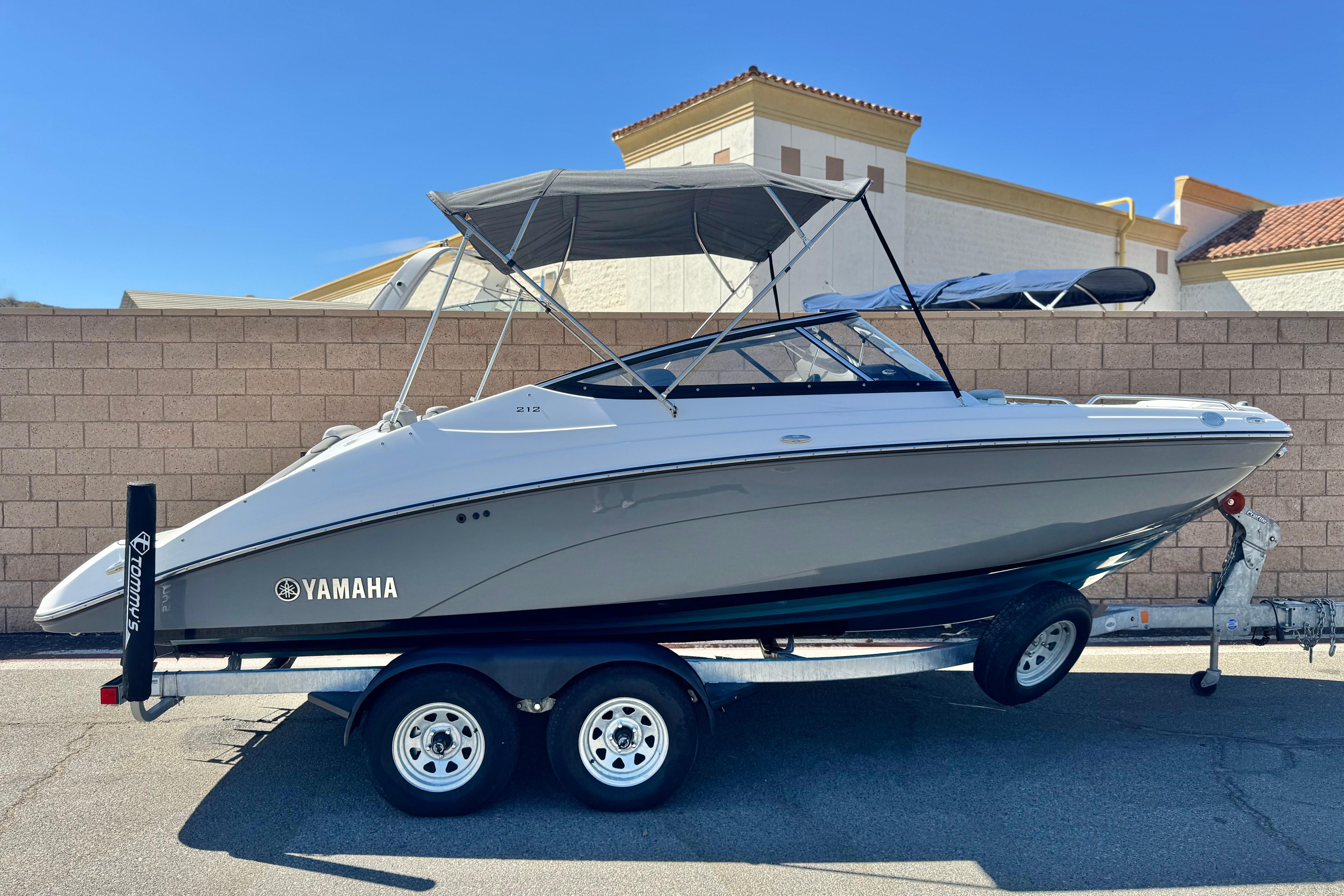 2022 Yamaha Boats 212