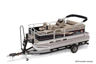 Sun Tracker Bass Buggy 16 DLX ET Boat