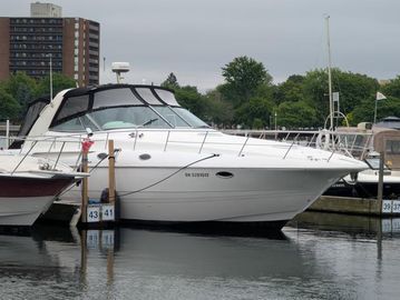 1999 Cruisers Yachts 3870 Esprit