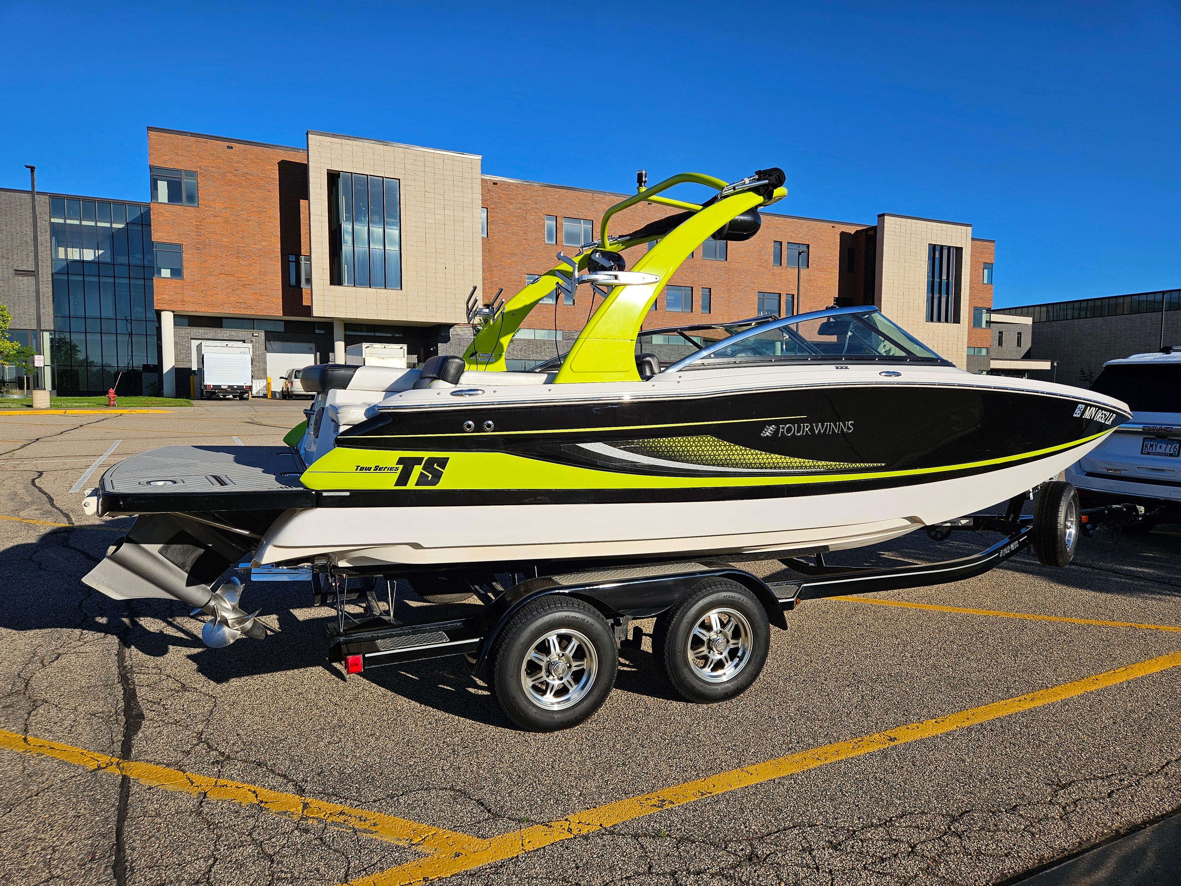 2016 Four Winns TS222, Chanhassen Minnesota - boats.com