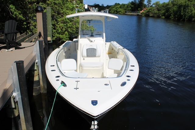 Cobia 280 Center Console