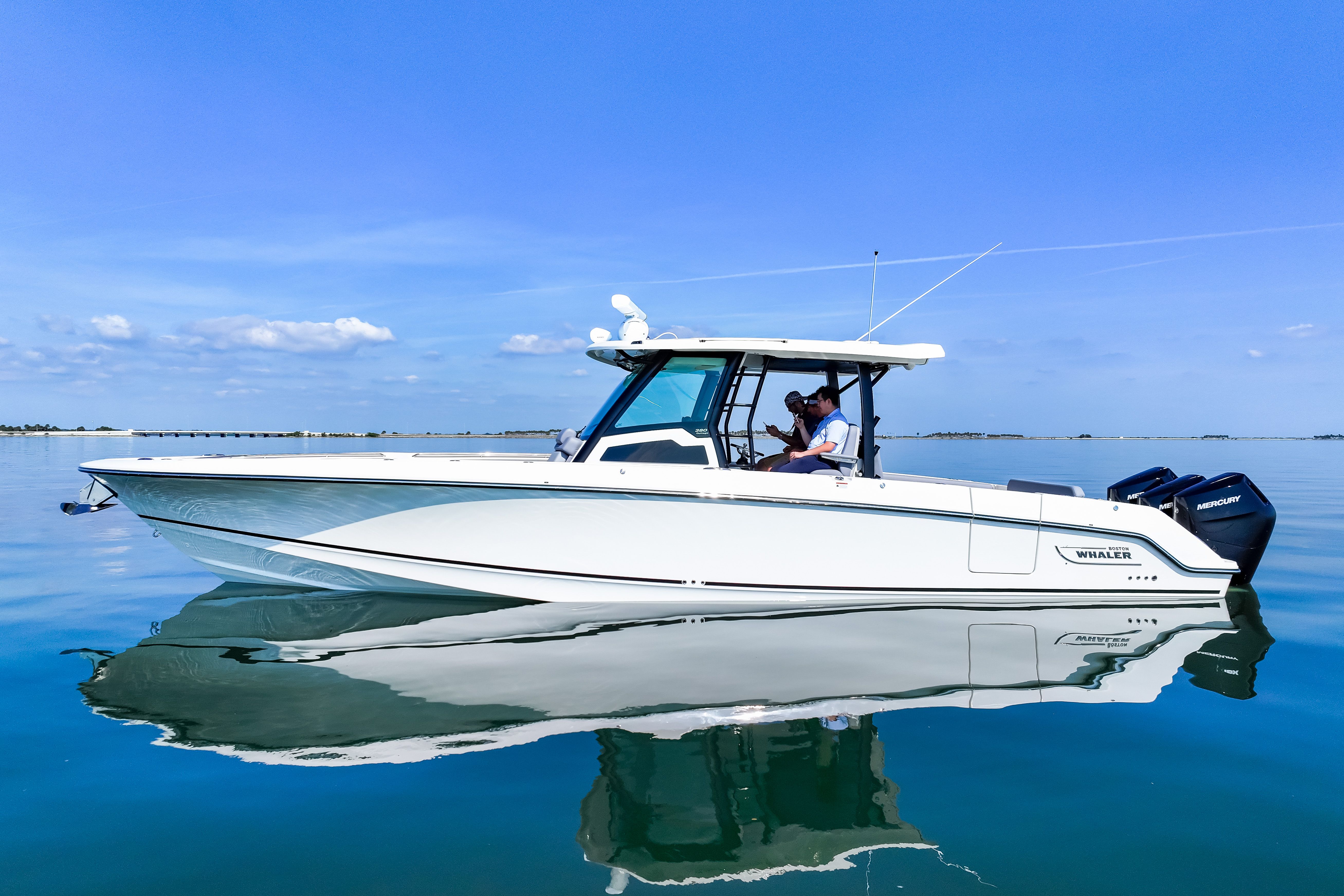 2026 Boston Whaler 380 Outrage