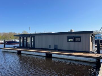 2024 Dock 25 Houseboat 16 X 5 (met Ligplaats)
