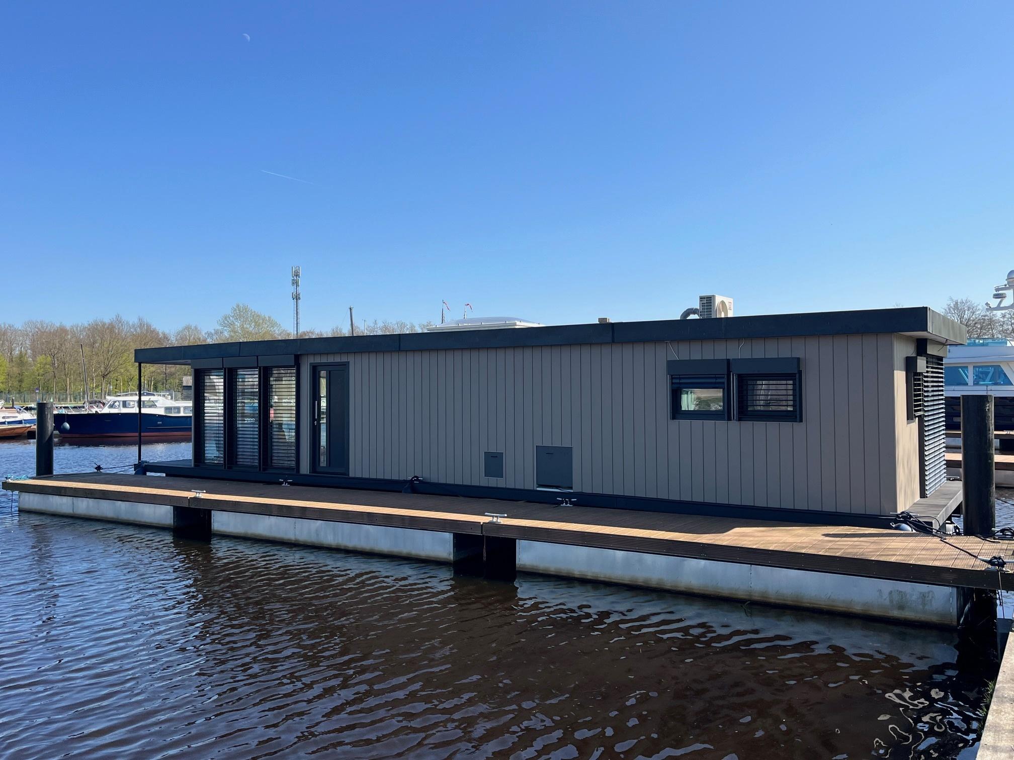 2024 Dock 25 Houseboat 16 X 5 (met Ligplaats)