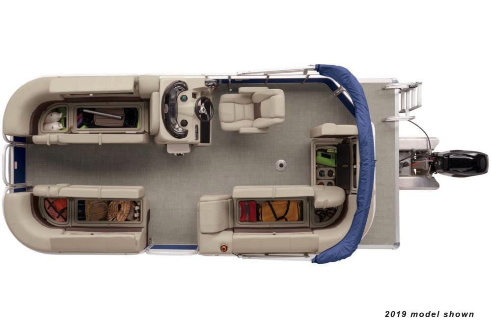 Sun Tracker Boat image