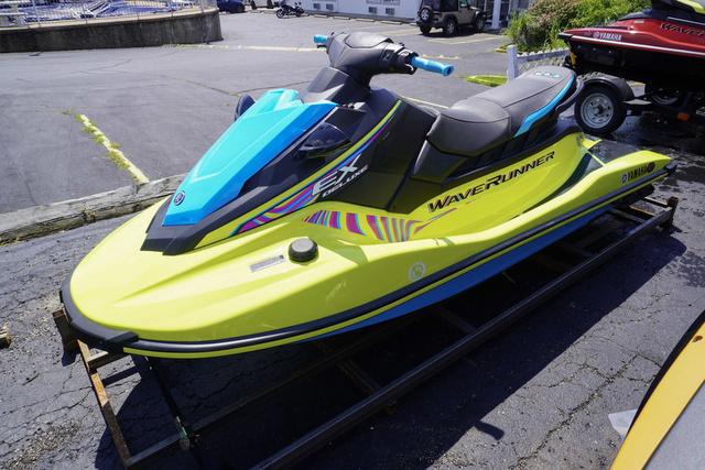 2024 Yamaha WaveRunner EX® Deluxe