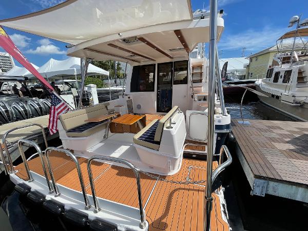 2026 Ranger Tugs 43 Command Bridge