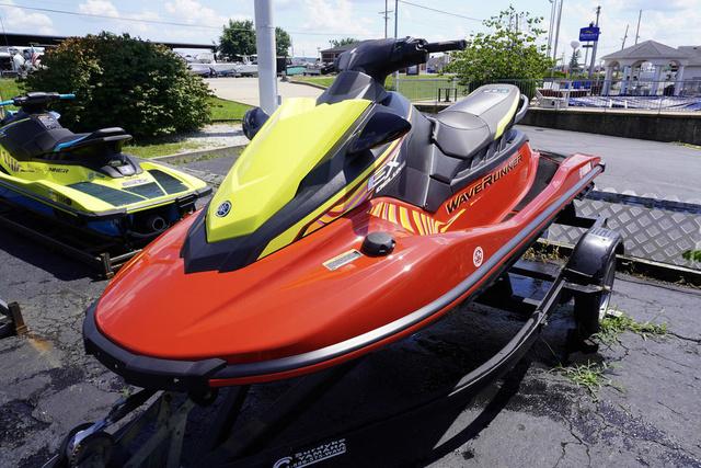 2024 Yamaha WaveRunner EX® Deluxe