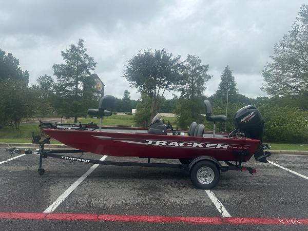 2025 Tracker Pro 170