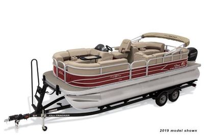 Sun Tracker Party Barge 22 XP3 Boat