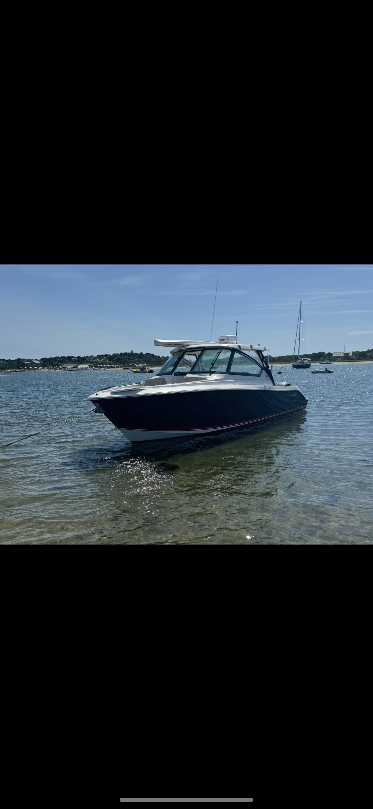2017 Pursuit DC 295 Dual Console