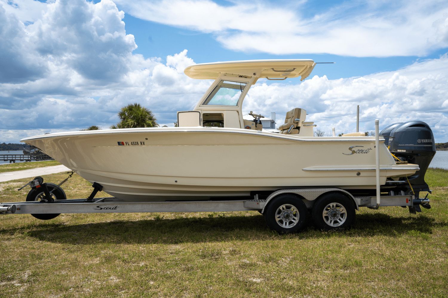 2018 Scout 255 LXF