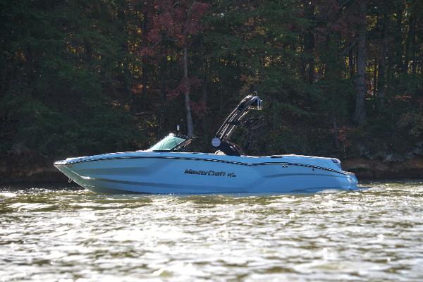 2024 MasterCraft NXT23