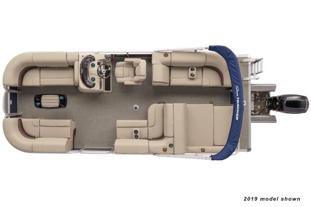 Sun Tracker Boat image