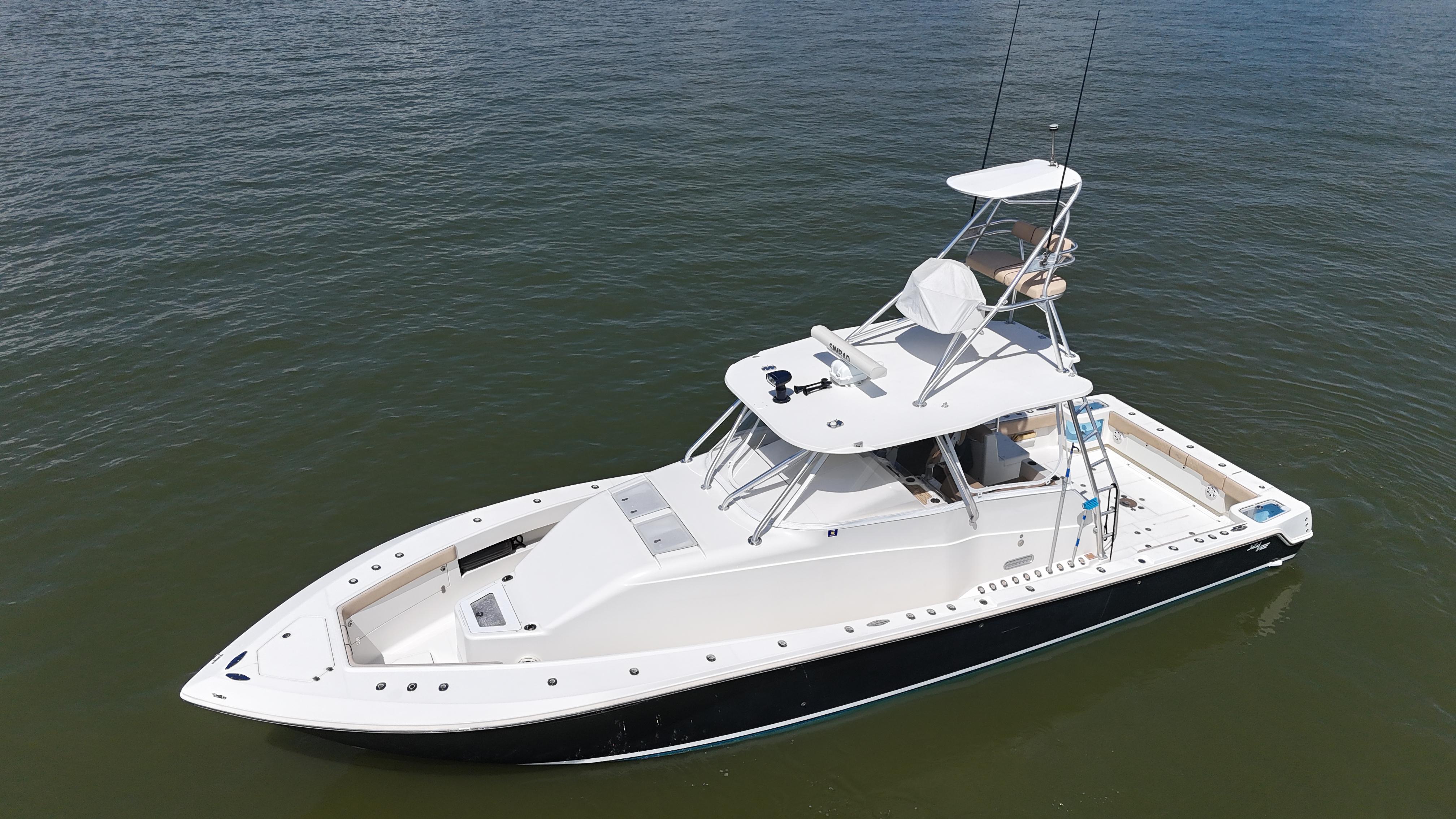 2015 SeaVee 43 Fish-Around