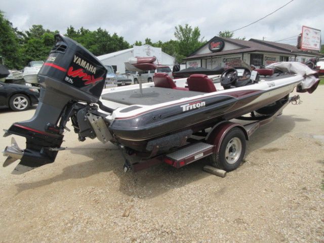1999 Triton TR21 / YAMAHA 225 VMAX
