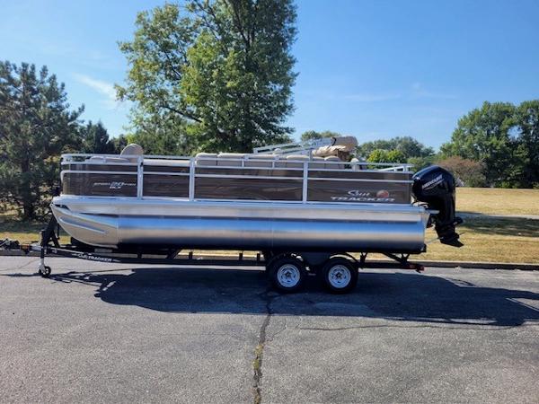 2024 Sun Tracker SportFish 20 DLX