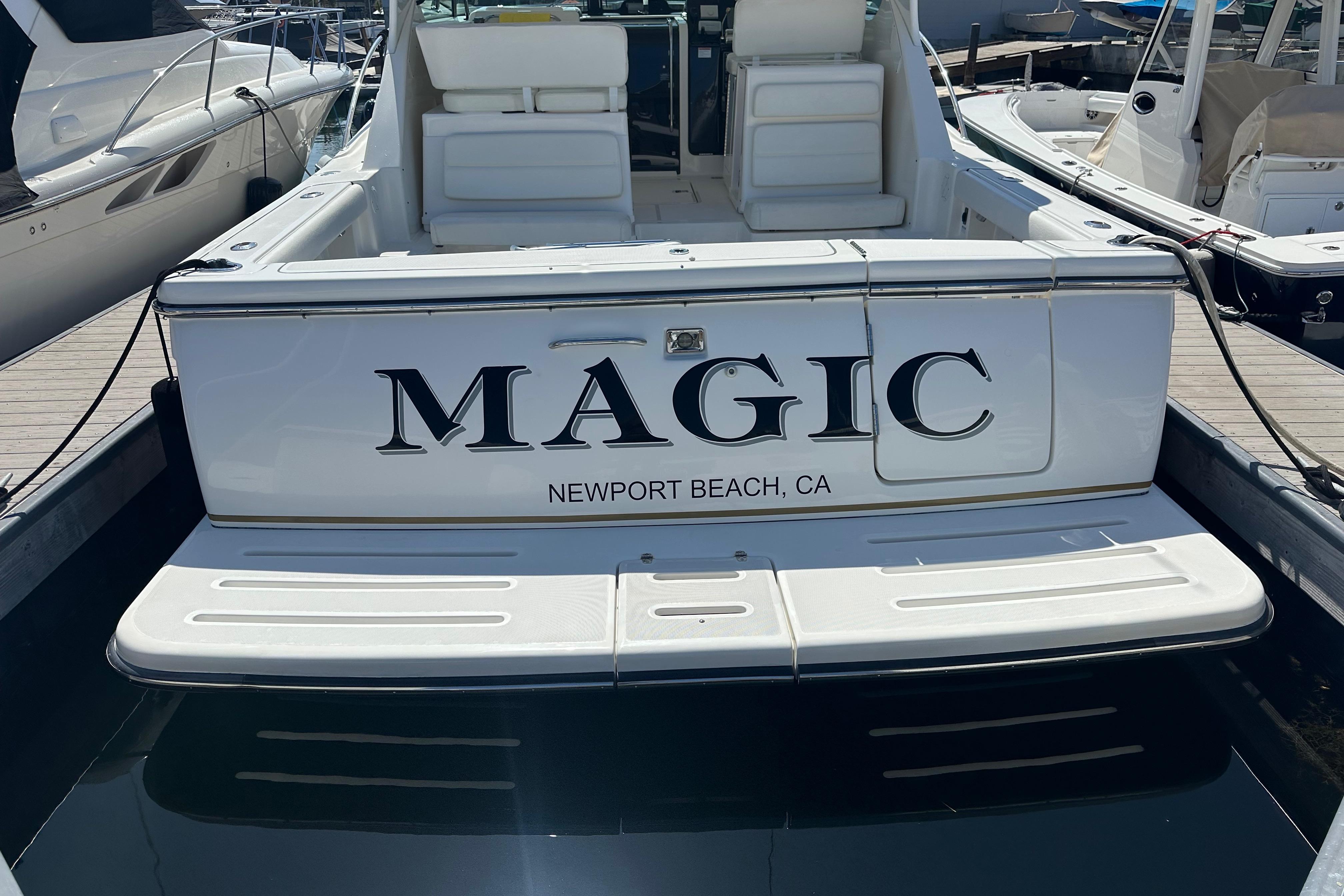 2005 Tiara Yachts 3800 Open
