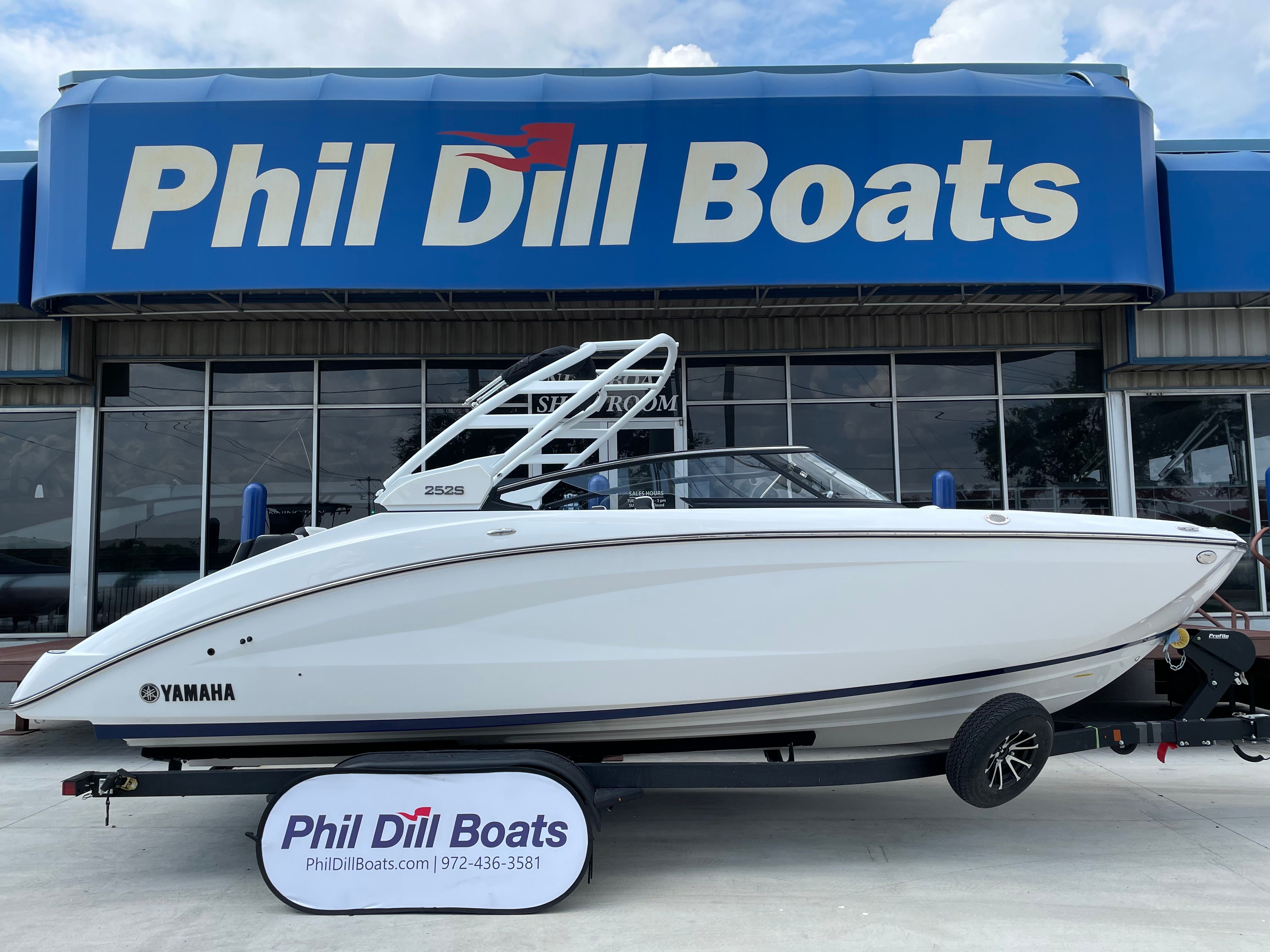 2025 Yamaha Boats 252S